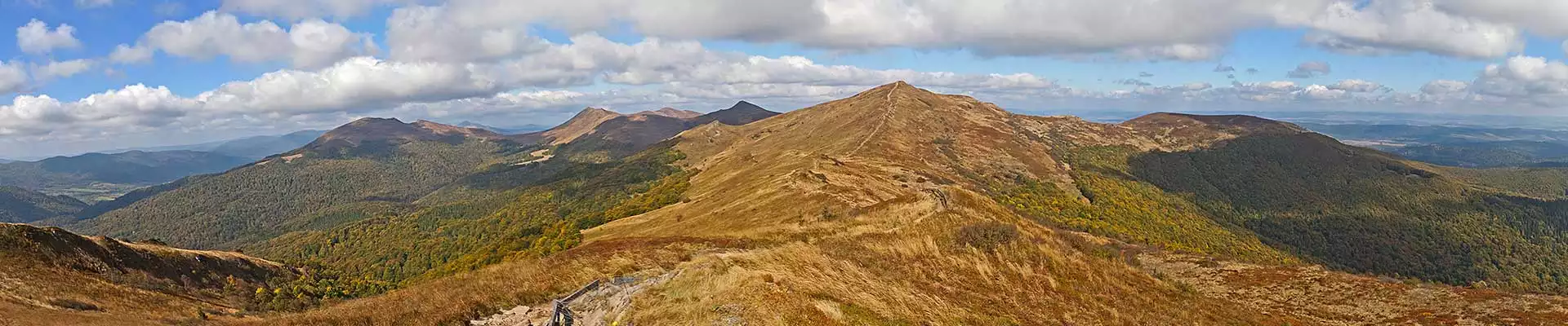Panorama bieszczadzkich połonin podczas obozu