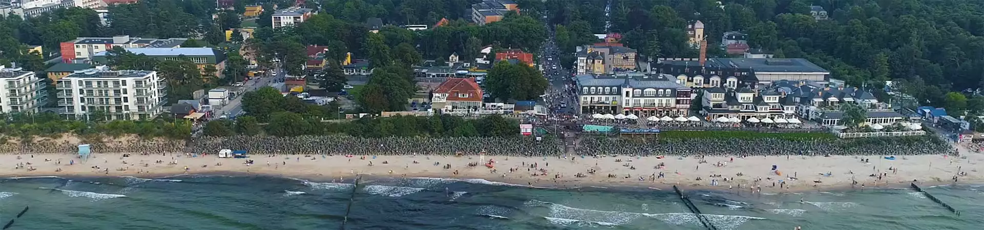 Plaża w Mielnie o zachodzie słońca