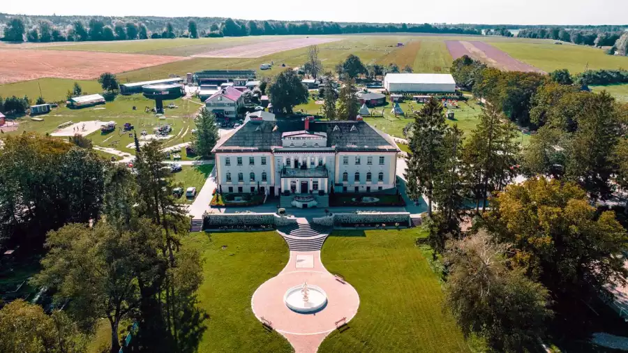 Akademia Obronności - letni obóz młodzieżowy