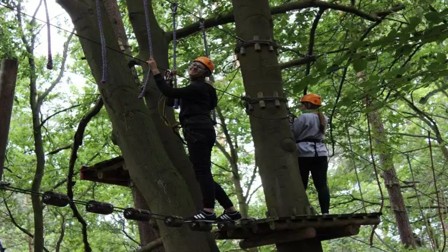 Letni obóz przygodowo-survivalowy