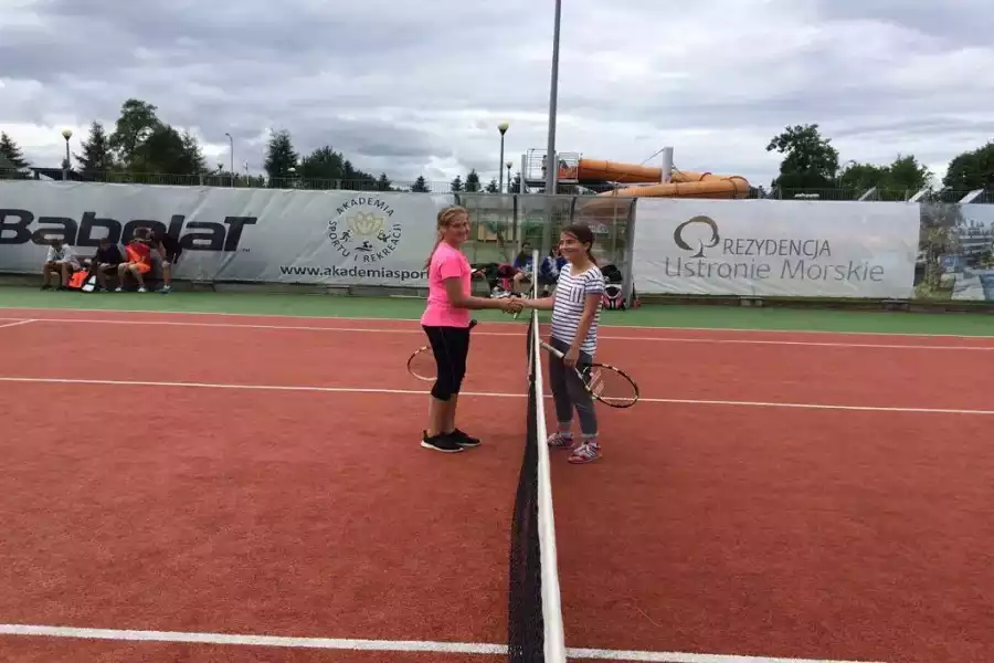 Kołobrzeg Kolonia i obóz tenis ziemny nad morzem
