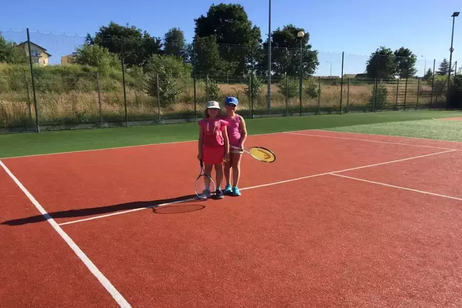 Kołobrzeg Kolonia i obóz tenis ziemny nad morzem