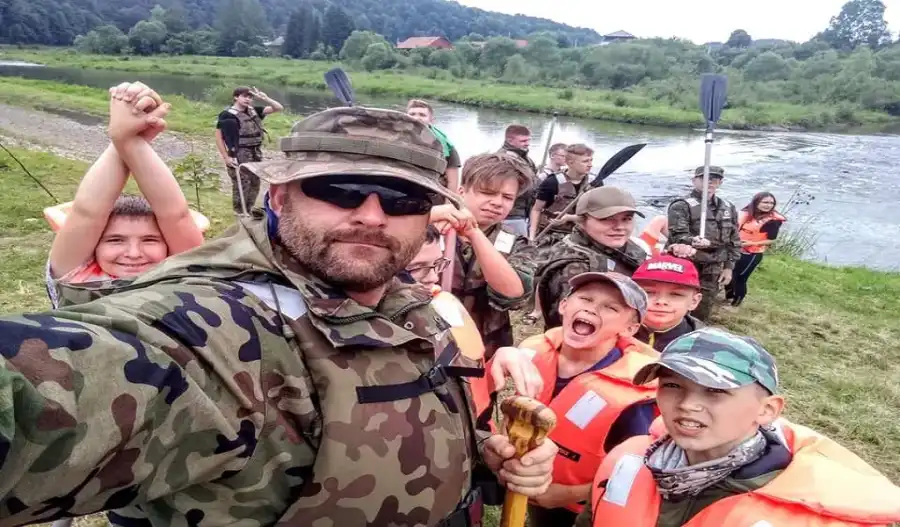 Lesko Kolonia i obóz detektywistyczny Bieszczadzki Tropiciel