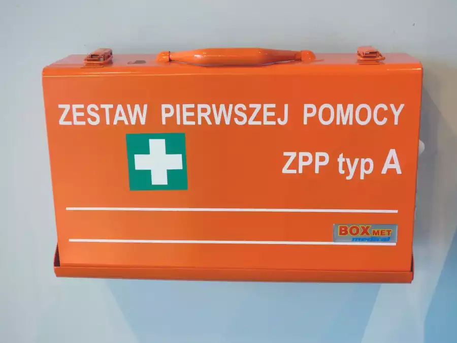 apteczka pierwszej pomocy