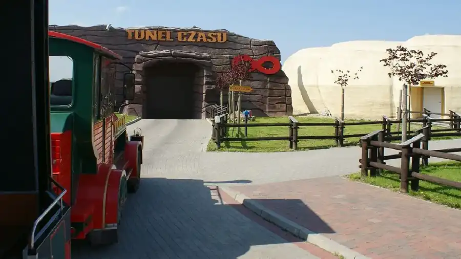Krasiejów Klub Urwisa DinoCamp - letnia kolonia dla dzieci