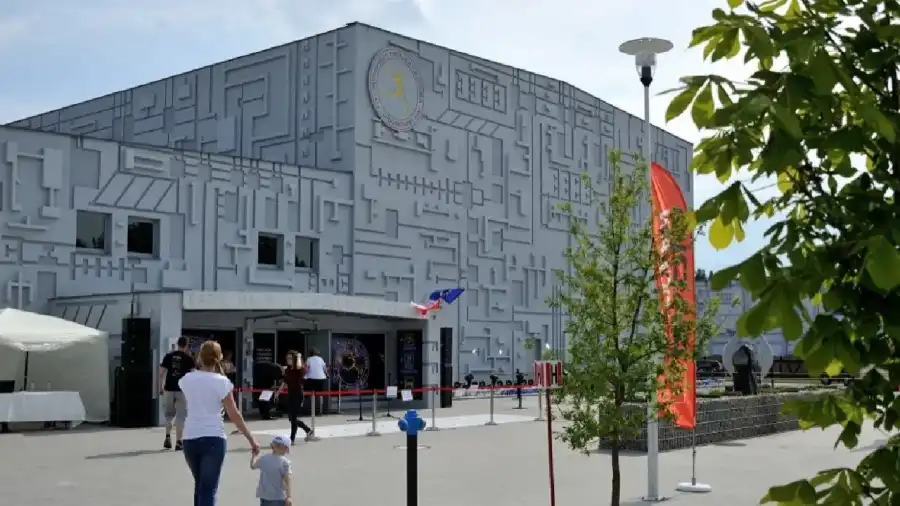 Krasiejów Klub Urwisa DinoCamp - letnia kolonia dla dzieci
