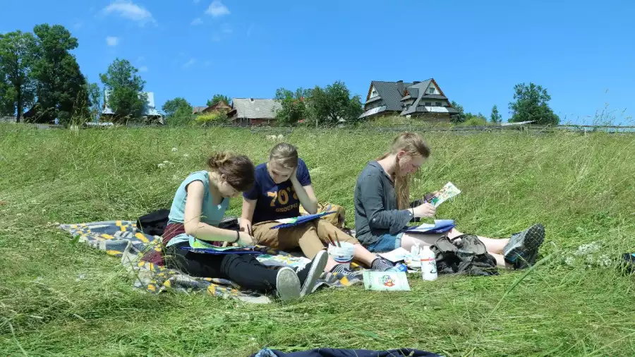 Kolonia i obóz plastyczne