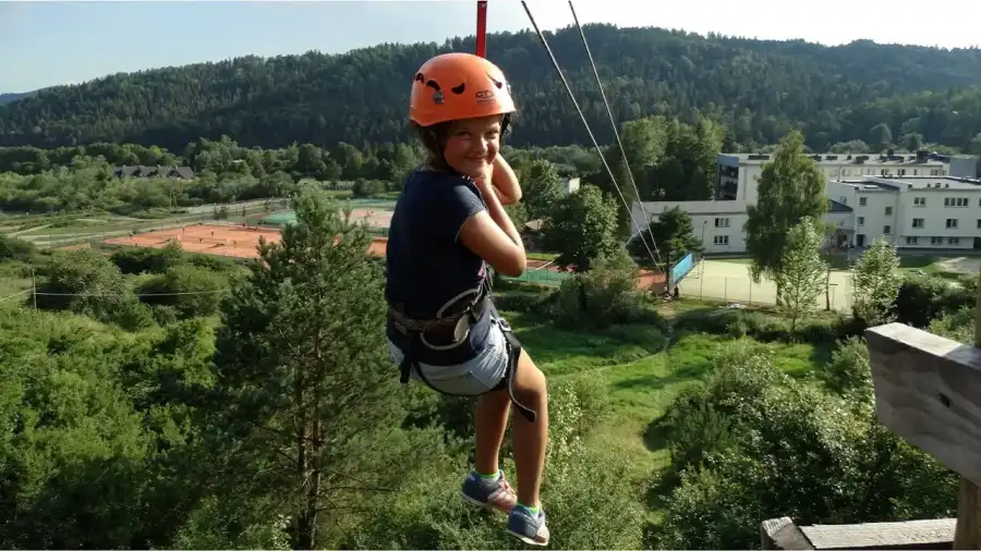 Muszyna Fabryka Adrenaliny - kolonia i obóz dla chłopców (sala wieloosobowa)