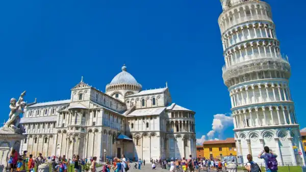 Poznajemy Toskanię i Ligurię + Gardaland- rekreacyjny obóz we Włoszech ze zwiedzaniem