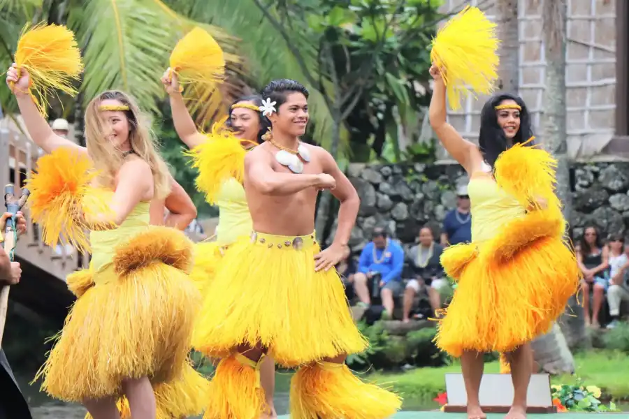  Oahu - Raj na ziemi - młodzieżowy obóz na Hawajach - samolotem z Warszawy