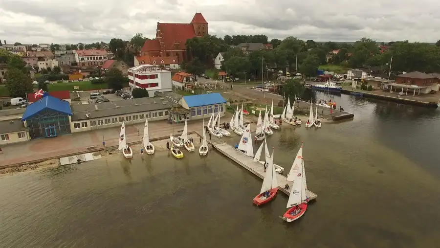 Puck Młodzieżowy obóz windsurfingowy