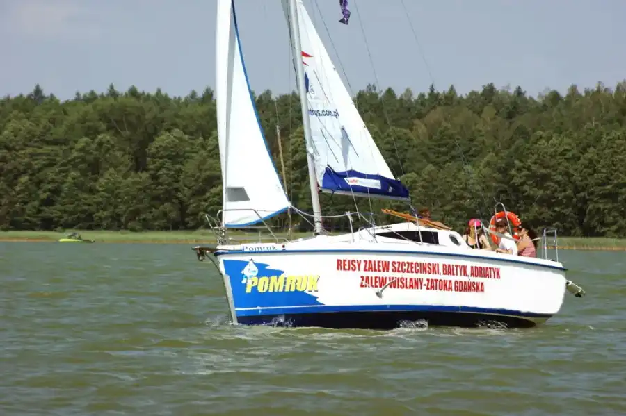 Ostróda Zostań żeglarzem - pierwszy obóz żeglarski na Mazurach