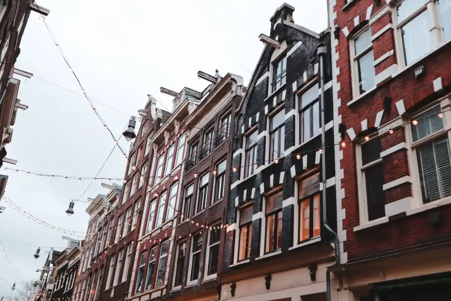 Europa Obóz Młodzieżowy - EUROTRIP - Paryż, Disneyland, Amsterdam, Bruksela, Berlin