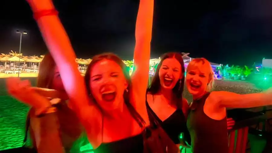 Obóz młodzieżowy - PARTY TIME VIP