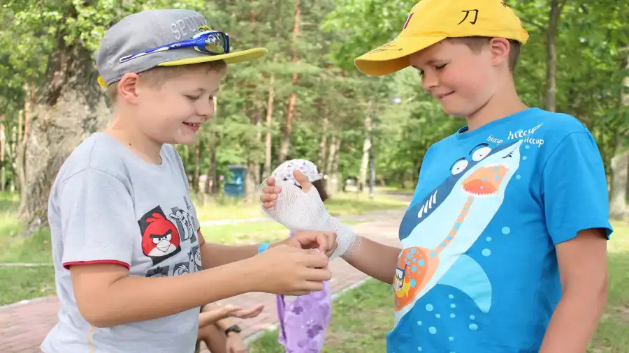 Półkolonie z elementami bushcraftu i multisportu