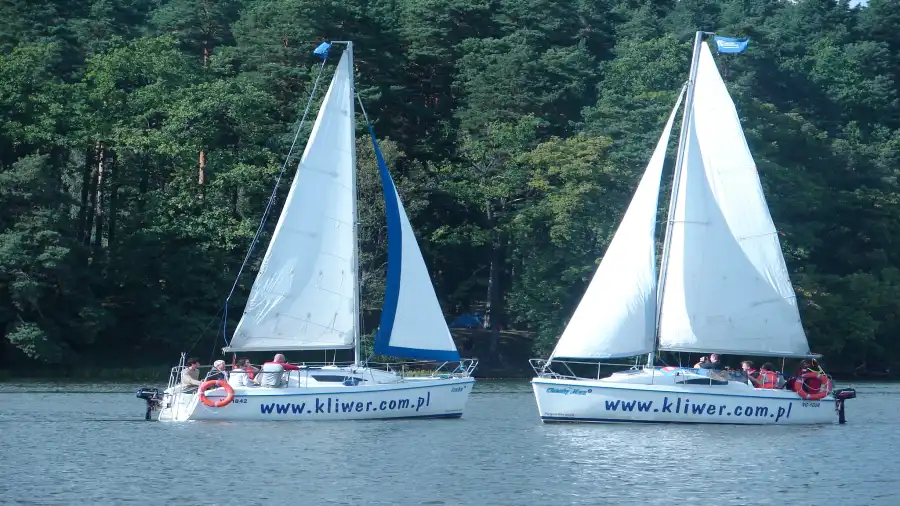 Żeglarski Obóz młodzieżowy z patentem żeglarza jachtowego