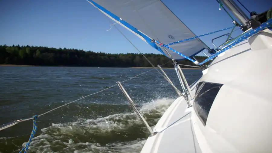 Żeglarski Obóz młodzieżowy z patentem żeglarza jachtowego