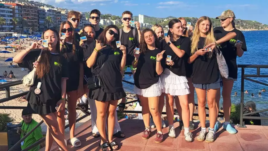 Lloret de Mar Obóz w Hiszpanii Chill out Zone z wycieczką do Figueres i zabawą w Waterworld - samolotem