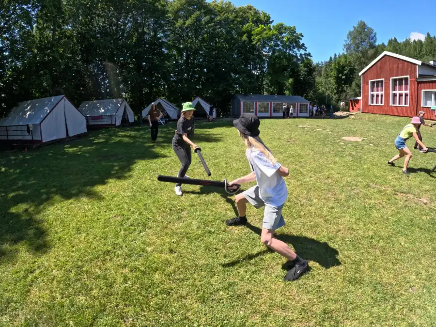 Drzewina Młodzieżowy Obóz RPG 15+ - Glamping
