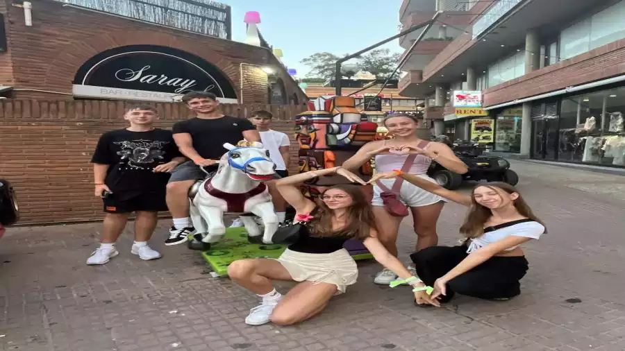 Lloret de Mar - obóz młodzieżowy w Hiszpanii